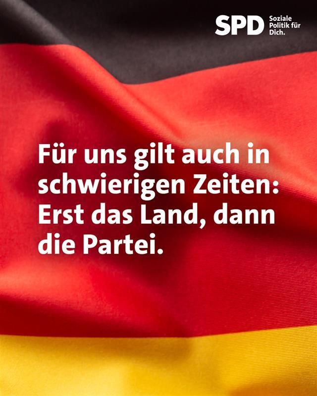 Mottobild mit Deutschlandflagge: Erst das Land, dann die Partei